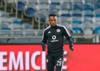 New Faces on Board: Mako & Monyane Jet Off with Kaizer Chiefs for Crucial Netherlands Pre-Season